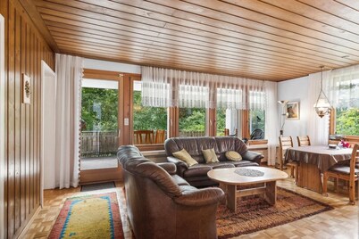 Vacation home with parking lot Pet-friendly in the ski area