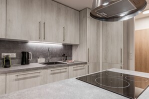 Fridge, microwave, oven, dishwasher - Le 002 - Bettex Télécabine - Terrasse vue Mt.Blanc (Saint-Gervais-les-Bains)