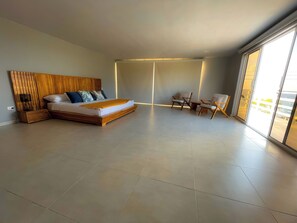 5 chambres, fer et planche à repasser, Wi-Fi, draps fournis