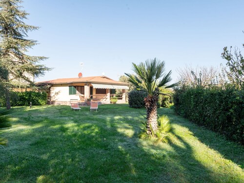 Magnifique maison de vacances pour 4 personnes avec climatisation, WIFI, TV et terrasse