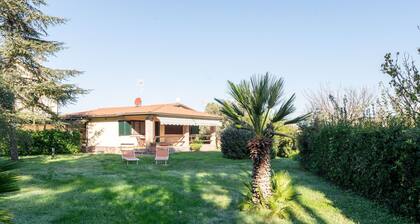 Magnifique maison de vacances pour 4 personnes avec climatisation, WIFI, TV et terrasse
