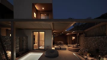 The "Artist Nest" Exclusive Villa | 2 Ensuite Bedrooms & Private Heated Pool | Hiên