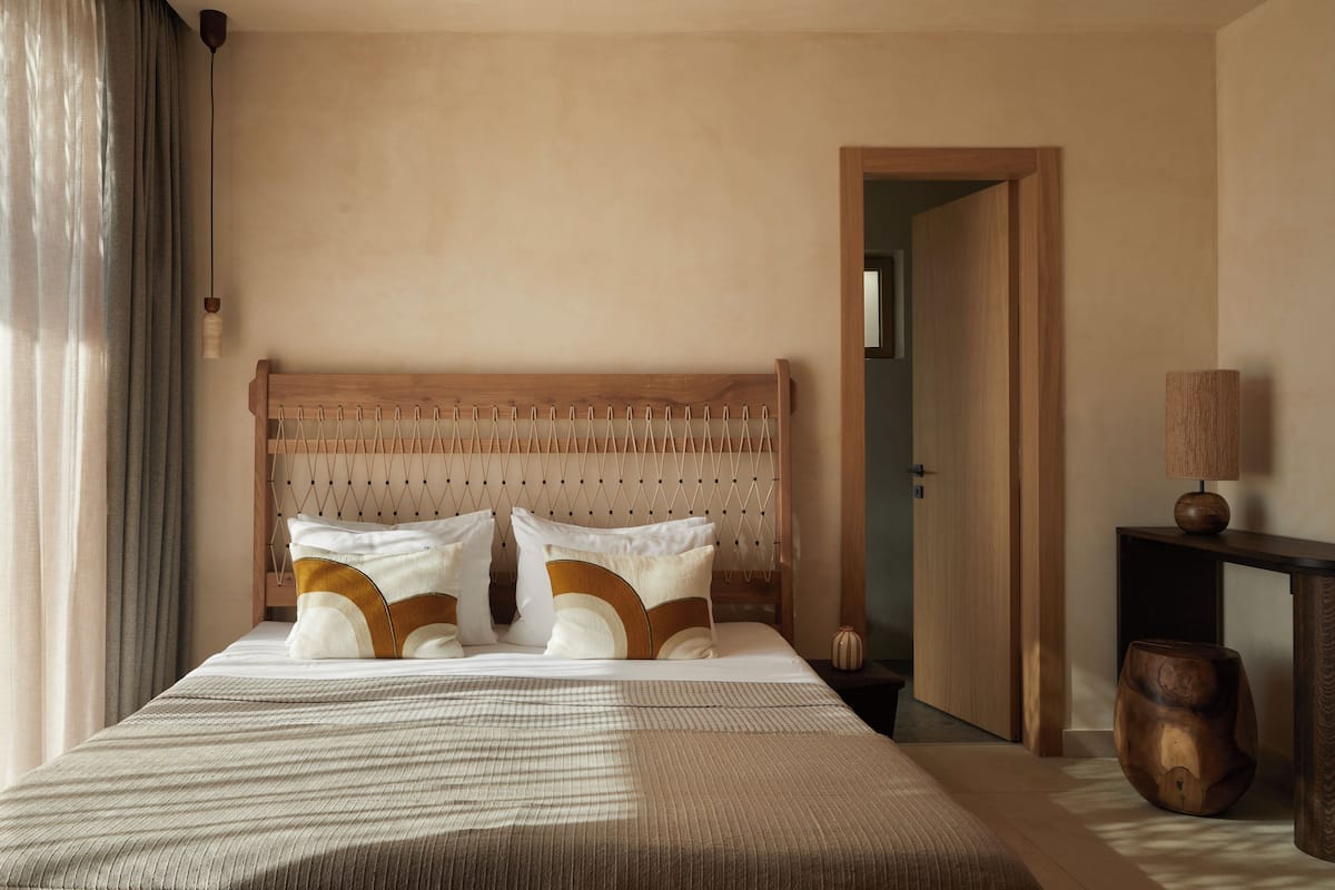 Signature Suite with Private Heated Pool (Ground Floor) | 1 bedroom, pillowtop beds, free minibar, in-room safe