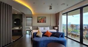 1 bedroom, premium bedding, pillow-top beds, minibar