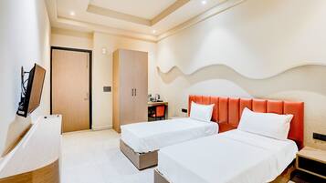 Bureau, espace de travail pour ordinateur portable