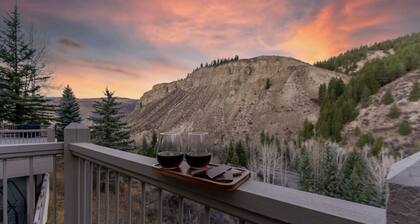 Spectacular views | Private Hot Tub | Sleeps 16