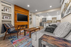 Smart-TV, peis og stereoanlegg