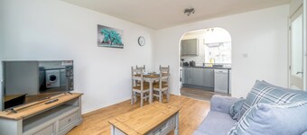 Pet-friendly 1-bedroom Apartment in Crawley