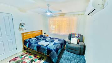 1 quarto, ferros/tábuas de passar roupa, Wi-Fi, roupa de cama