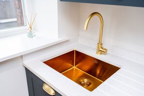 Interior - City Escape: 1 Bed Apt in Leeds CC (Leeds)