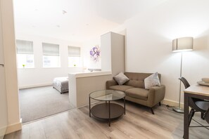 TV - Cosy 1Bed Getaway in Central Hull – Fully Equipped (Hull)