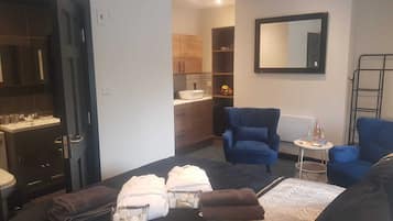 3 chambres, Wi-Fi gratuit, draps fournis
