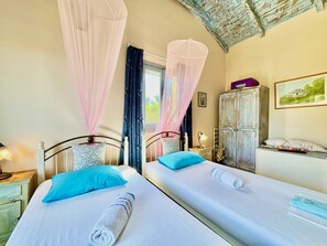 1 Schlafzimmer, Zimmersafe, Bügeleisen/Bügelbrett, Reisekinderbett