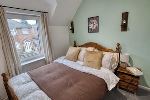 2 Schlafzimmer, Bügeleisen/Bügelbrett, kostenloses WLAN, Bettwäsche