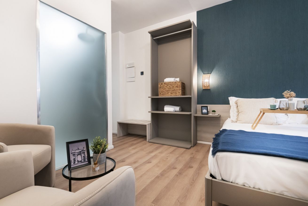 書桌、手提電腦工作空間、熨斗/熨衫板、免費 Wi-Fi