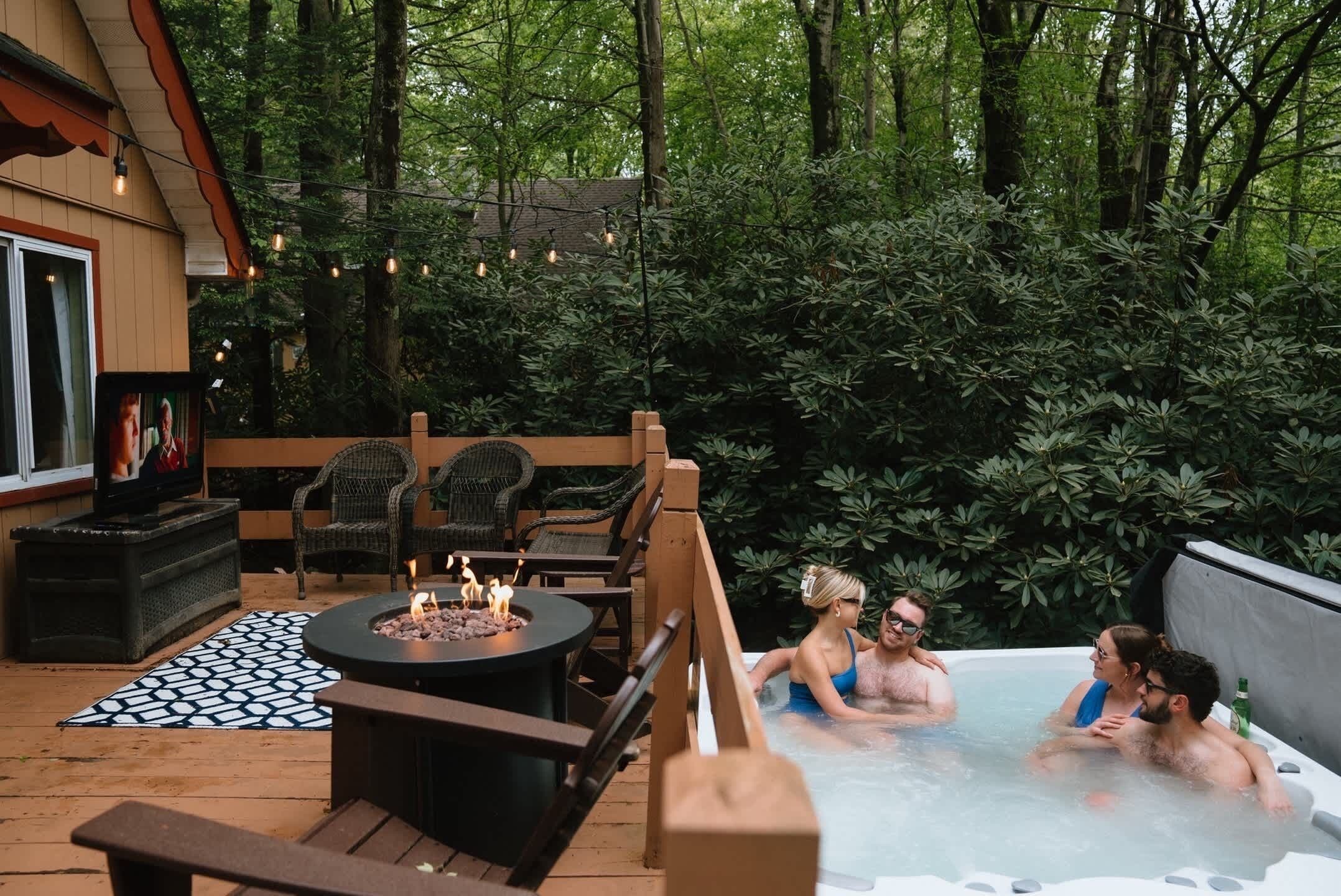 Tina de hidromasaje al aire libre