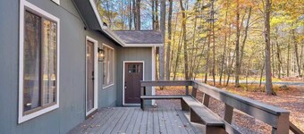 Emerald Pines Cabin | Lake Access | Hot Tub