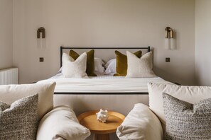 5 chambres, fer et planche à repasser, lit parapluie, Wi-Fi gratuit