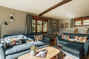 Smart-tv en een open haard