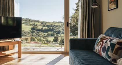 Spectacular views, Troutbeck, dog friendly