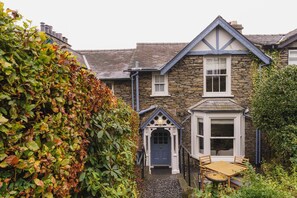 Exterior - Bay Tree Cottage - 3 bed stylish cottage in Bowness (Bowness-on-Windermere)