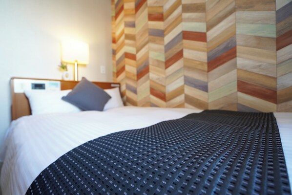 Bureau, rideaux occultants, Wi-Fi gratuit, draps fournis