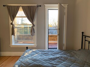 3 bedrooms, desk, iron/ironing board, WiFi