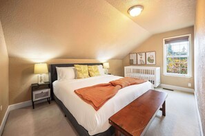 4 多间卧室、熨斗/熨衣板、旅行婴儿床、WiFi