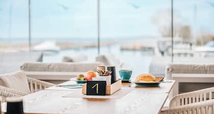 Marina Martinshafen Lotsenhaus