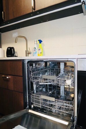 Private kitchen - Cozy Apartment in Prague 3 (Prague)