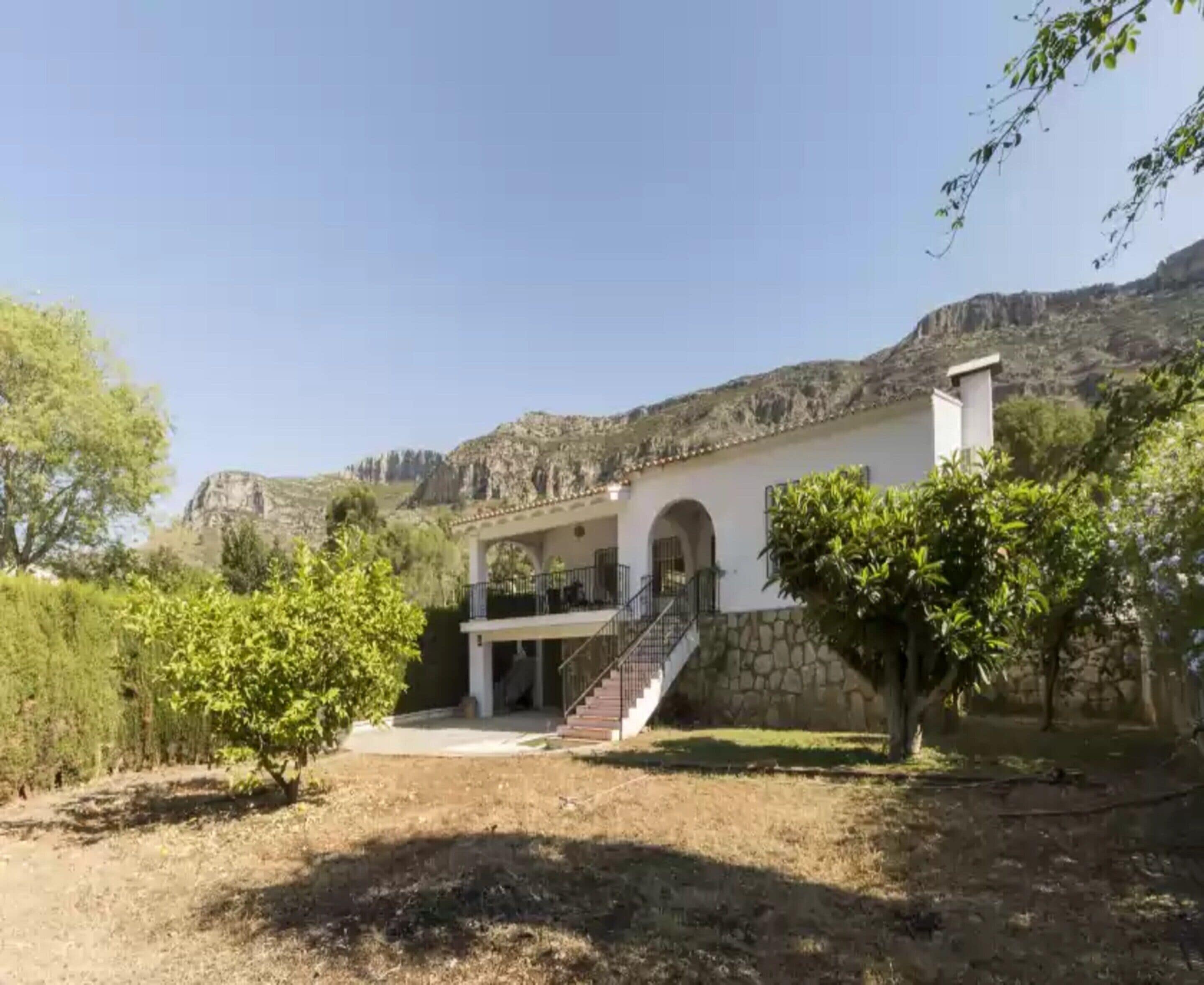 Villa | Exterior
