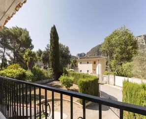 Villa | Exterior - Cova De L'aire - Villa With Private Pool In Barx (Barx)