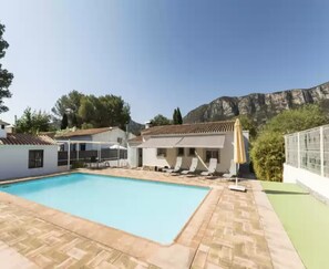 Villa | Pool - Cova De L'aire - Villa With Private Pool In Barx (Barx)