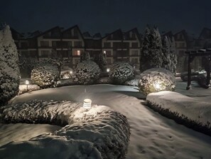 Property grounds - Cozy 2-bedroom apartment in a SPA Resort near Ski Piste and Golf Course (Bansko)