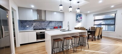 Brand new House in Sunshine West