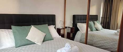 2 Schlafzimmer, Bügeleisen/Bügelbrett, kostenloses WLAN, Bettwäsche