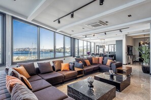 ลักซ์ชัวรี่วิลล่า, สระว่ายน้ำส่วนตัว, วิวทะเล | วิวจากห้องพัก