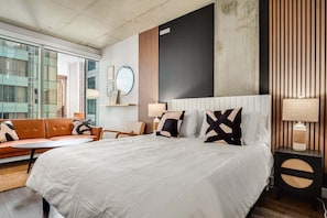 1 habitación, tabla de planchar con plancha, wifi y ropa de cama