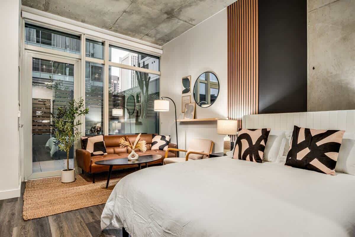 1 chambre, fer et planche à repasser, Wi-Fi, draps fournis