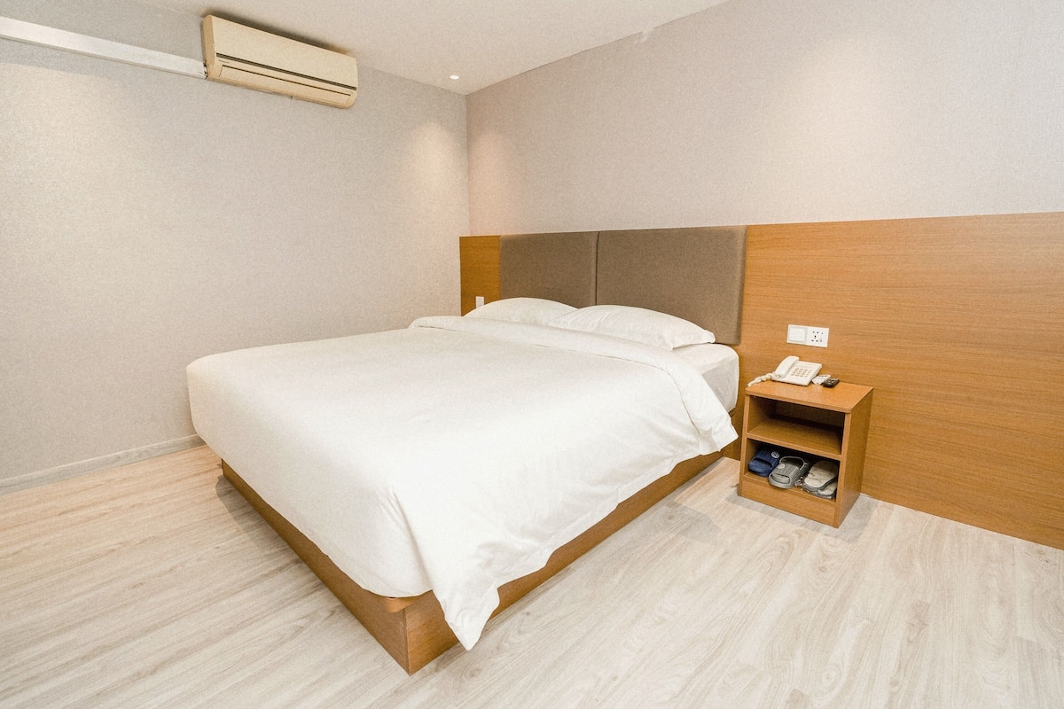 Economy Double Room