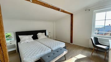 2 bedrooms, desk, free WiFi