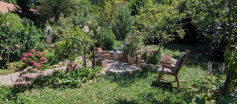 Your dream apartment with its own private garden ~ Children and pets welcome  