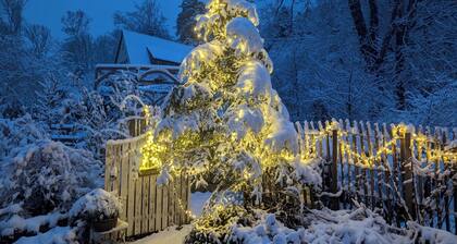 Your dream apartment with its own private garden ~ Children and pets welcome