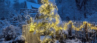 Your dream apartment with its own private garden ~ Children and pets welcome