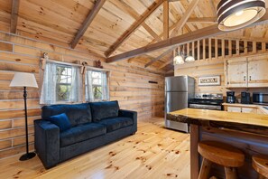 Interior - Patoka Lake Cabin-Lake Pointe Cabin-Hoosier National Forest-New in 2024! (English)