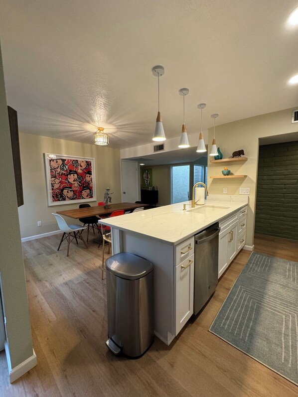 Private kitchen - Charming 2-bedroom townhome with AC, fitness room in enchanting Tucson (Tucson)