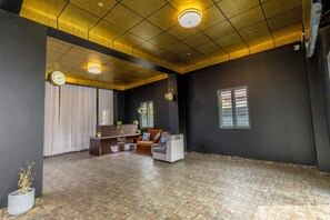 Reception - W & H View Residency (Kochi)