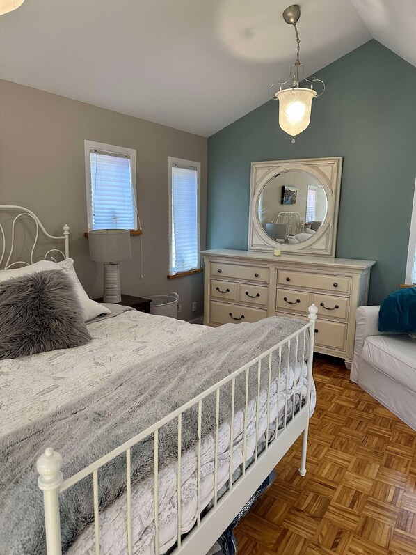 2 chambres, accès au Wi-Fi (inclus), literie fournie