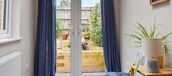 2 bedroom accommodation in Ipswich