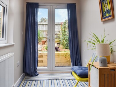 2 bedroom accommodation in Ipswich